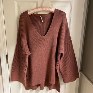 Free People chunky sweater with bell sleeves - size S